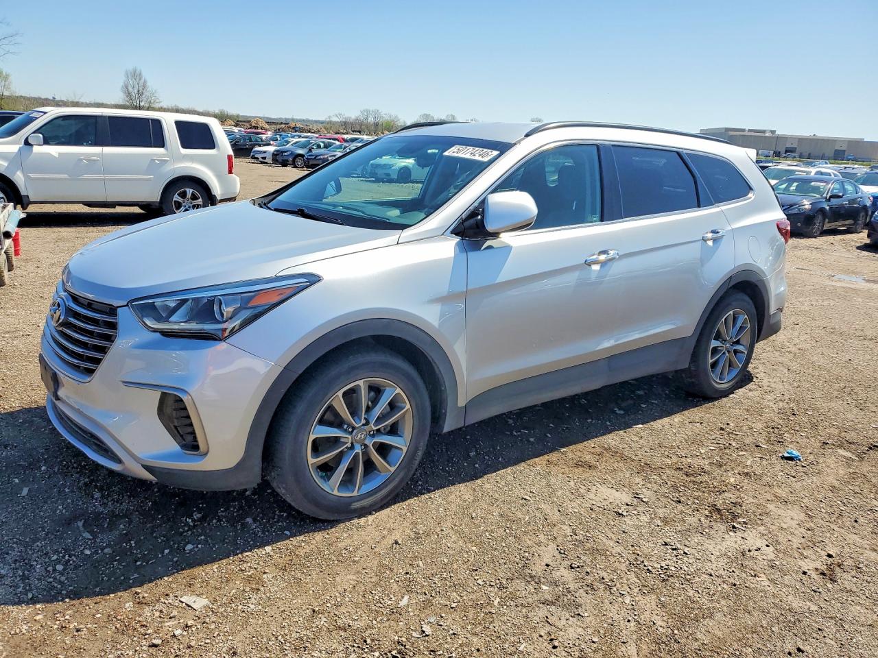 Salvage Hyundai SANTA FE Image