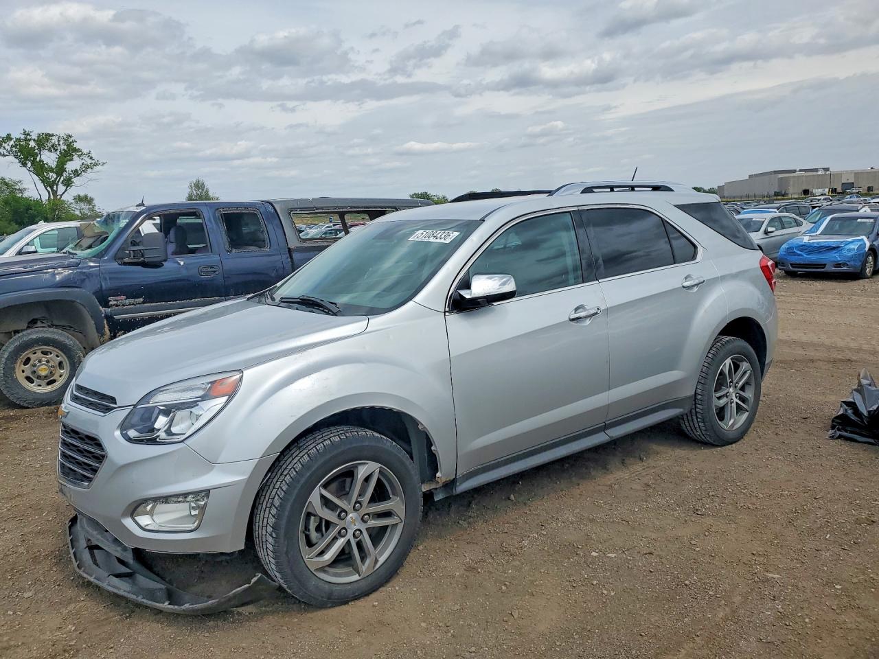 Salvage Chevrolet Equinox Image