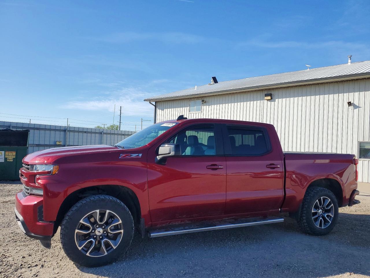 Salvage Chevrolet Silverado Image