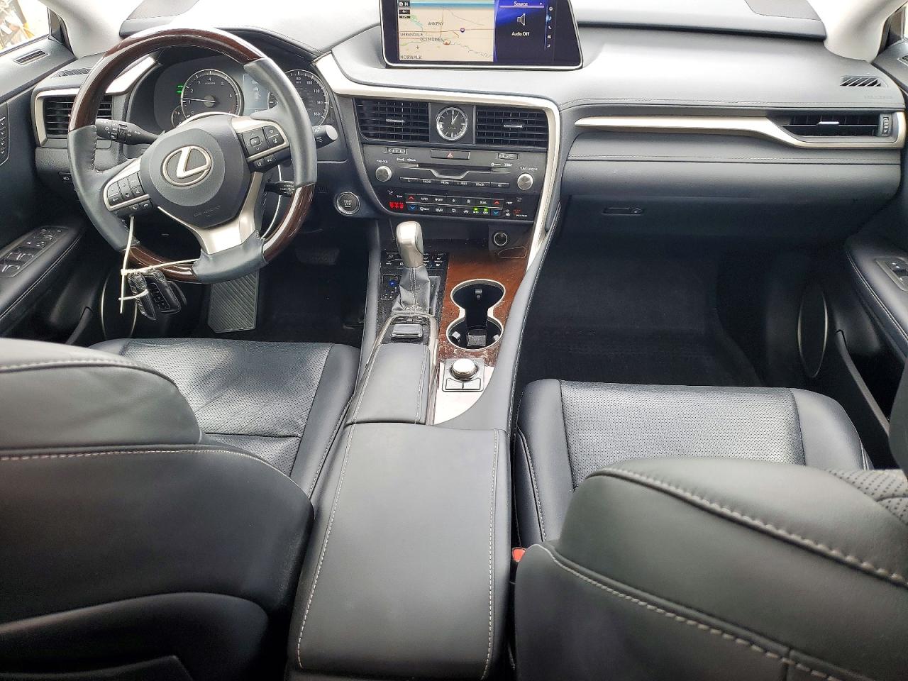 Lexus RX Base