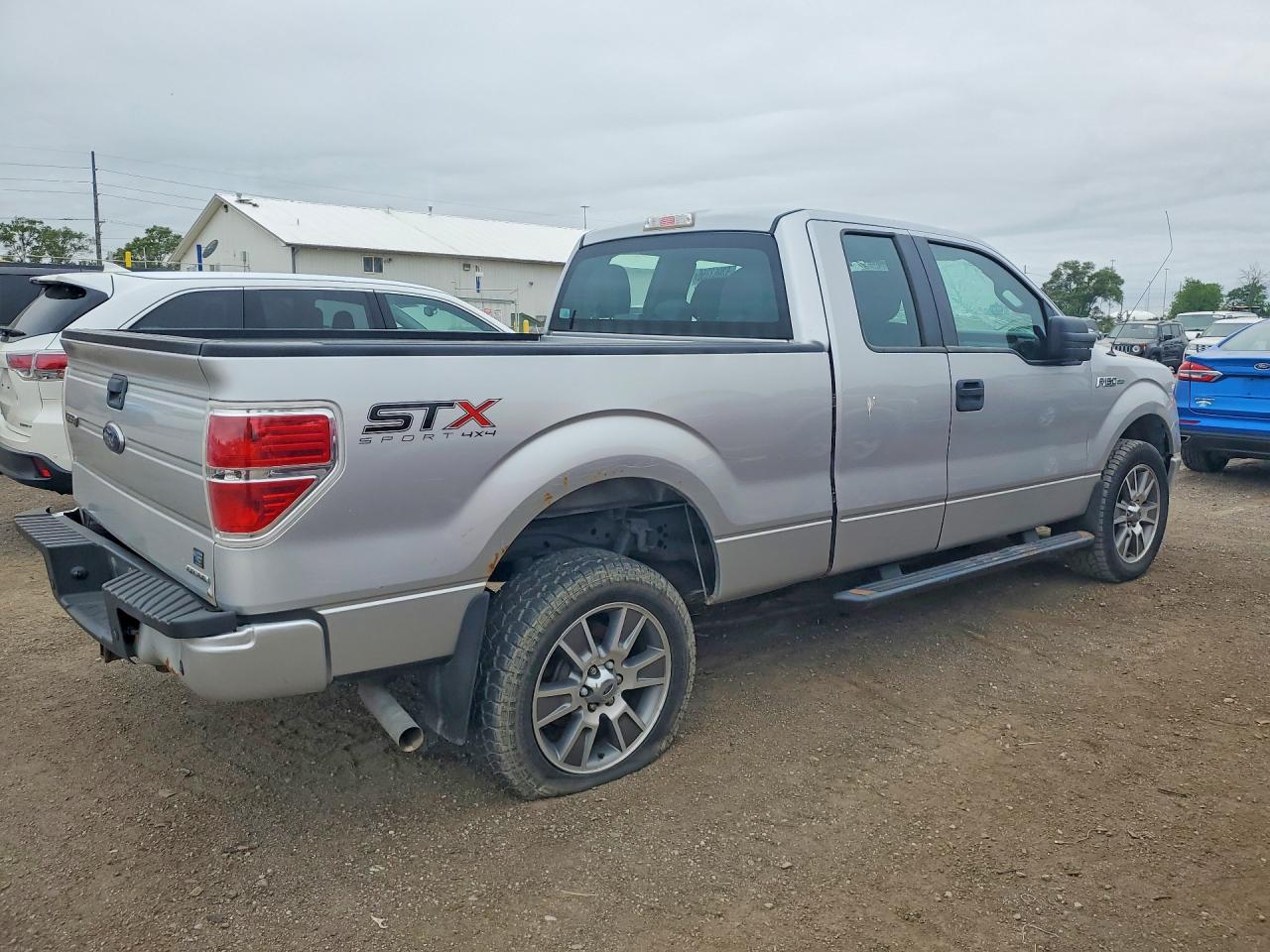 Ford F-150 Super Cab