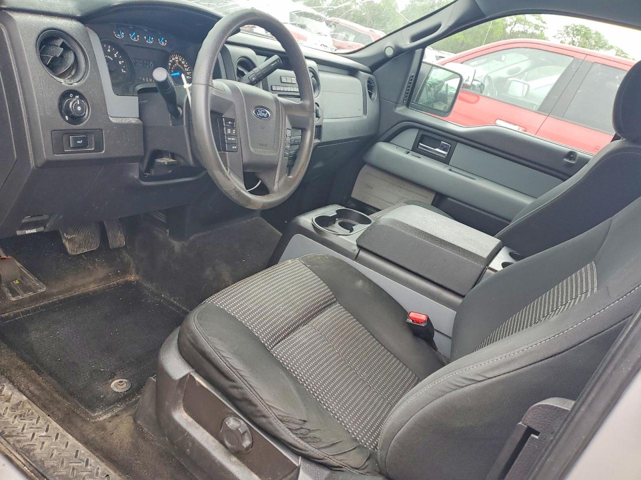 Ford F-150 Super Cab