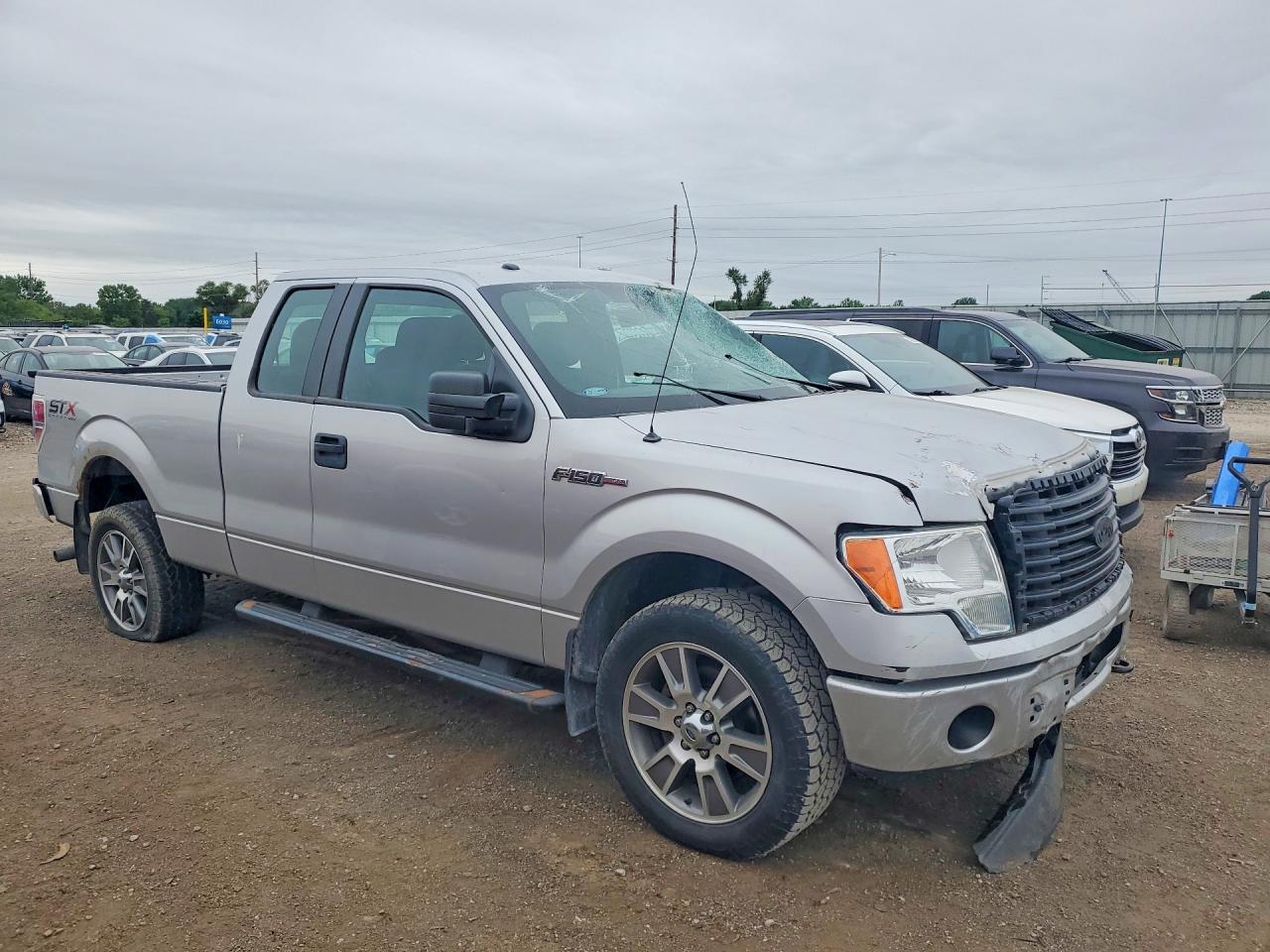 Ford F-150 Super Cab