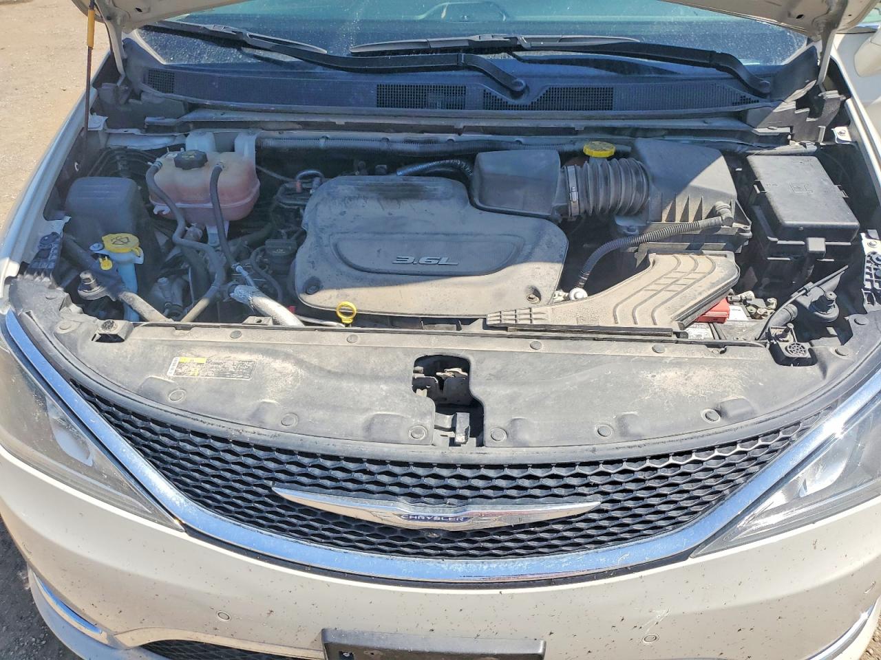Chrysler Pacifica Touring L Plus