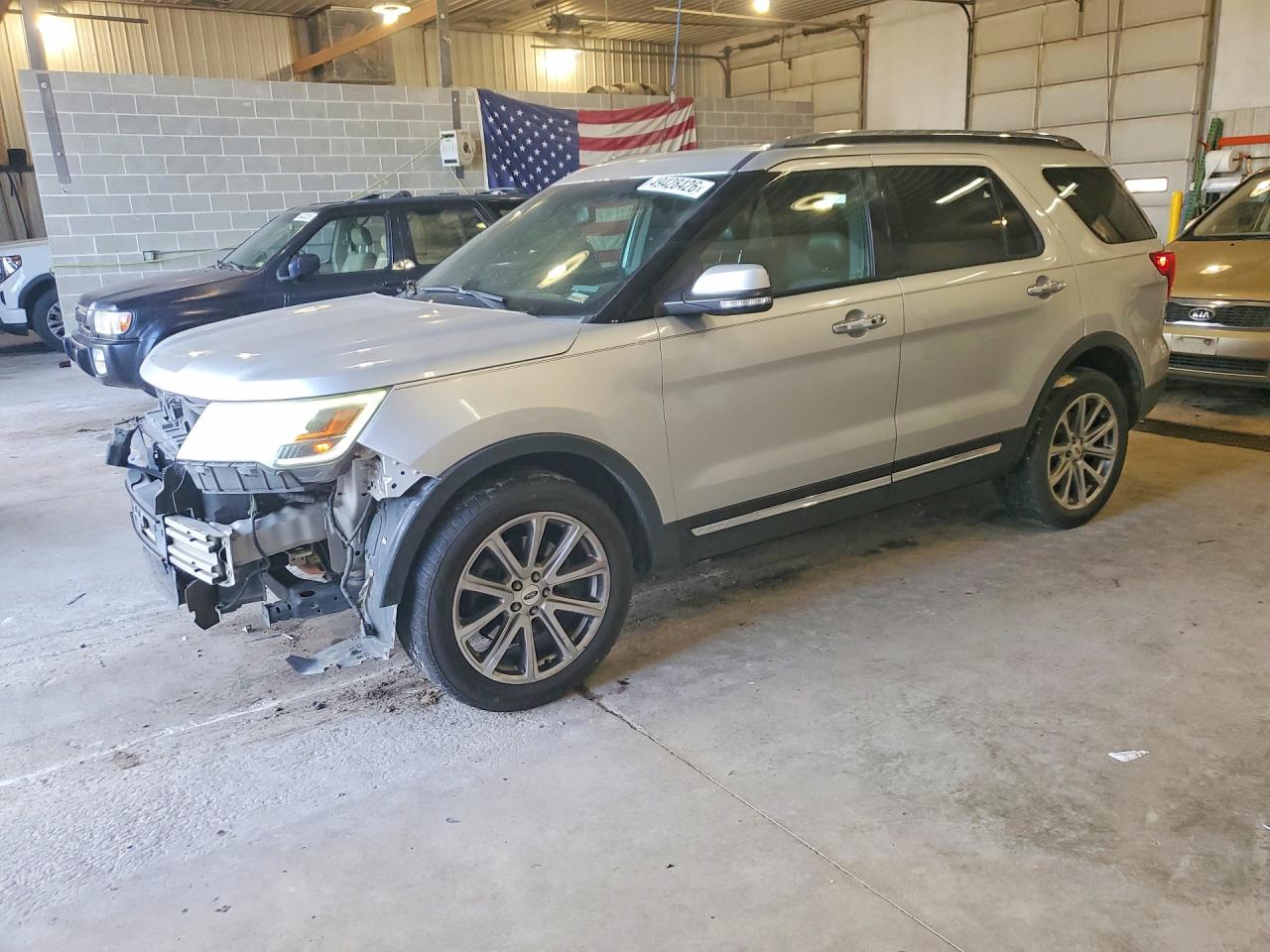 Salvage Ford Explorer Image