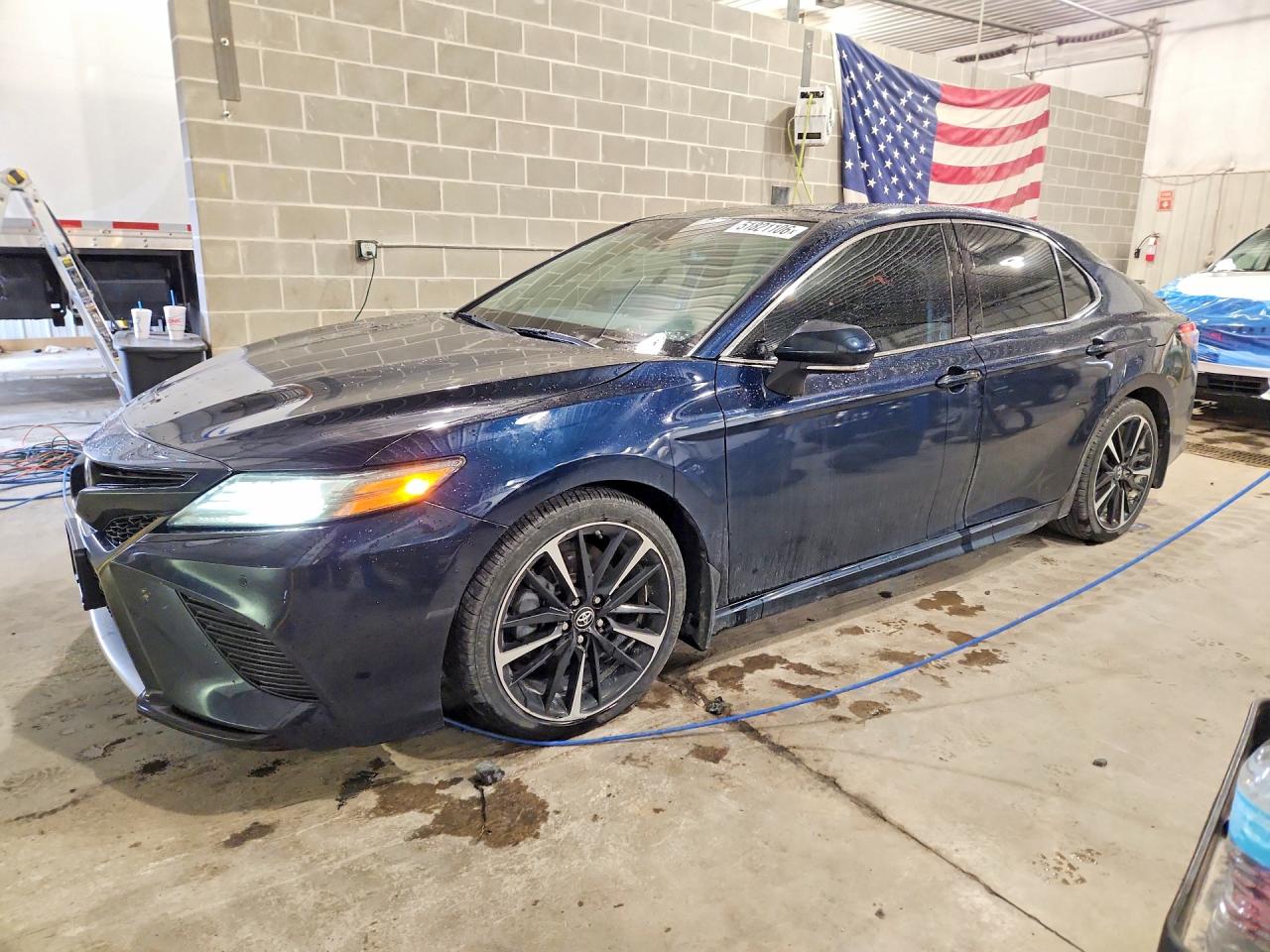Salvage Toyota Camry Image