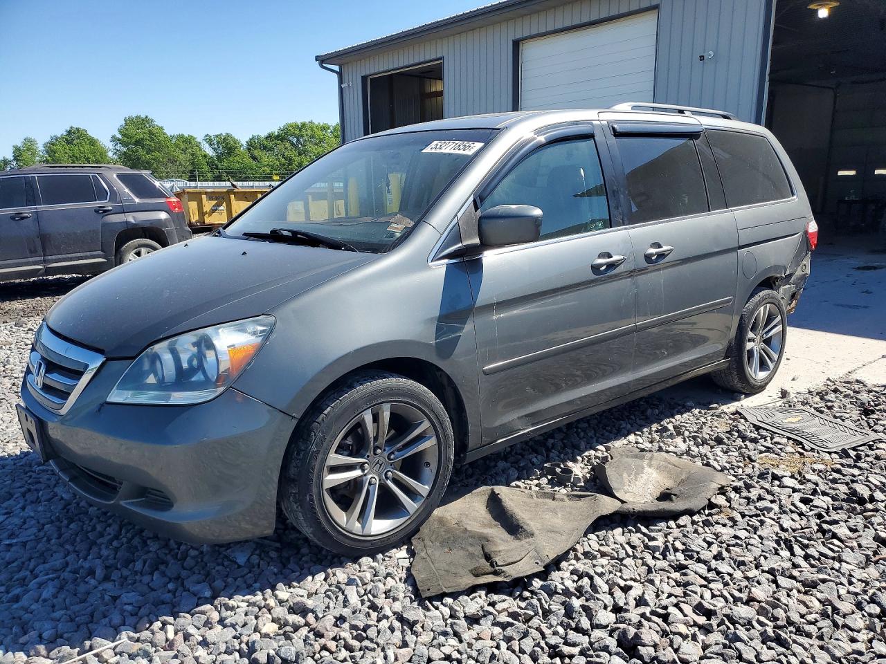 Salvage Honda Odyssey Image