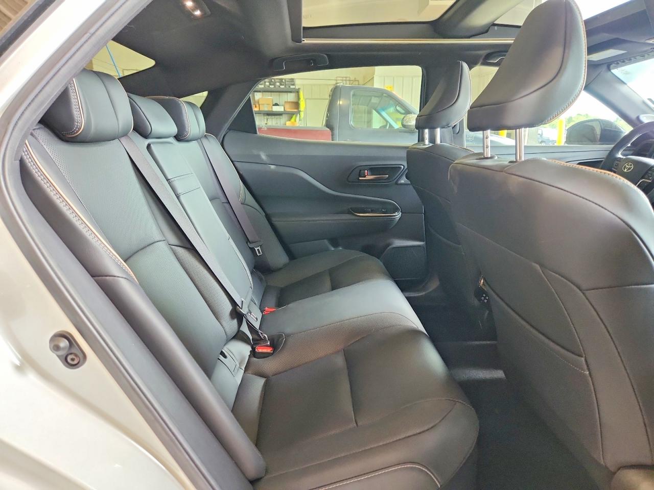 Toyota Crown Platinum