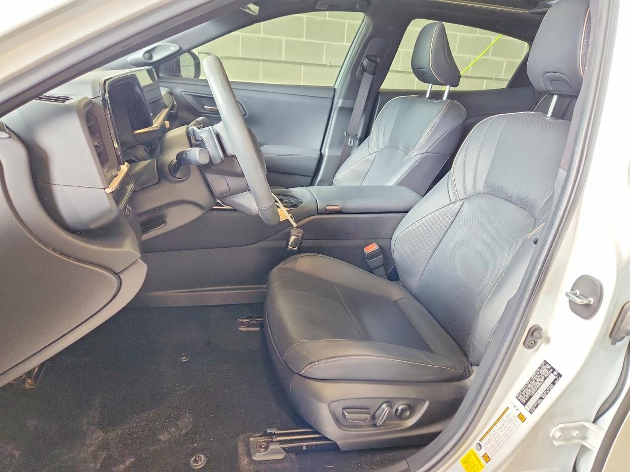 Toyota Crown Platinum