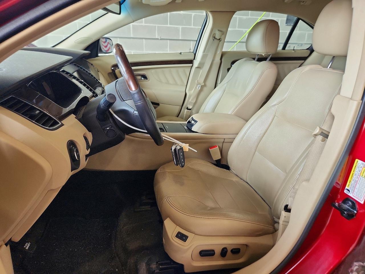 Ford Taurus Limited