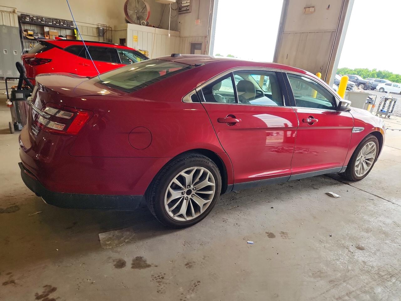 Ford Taurus Limited