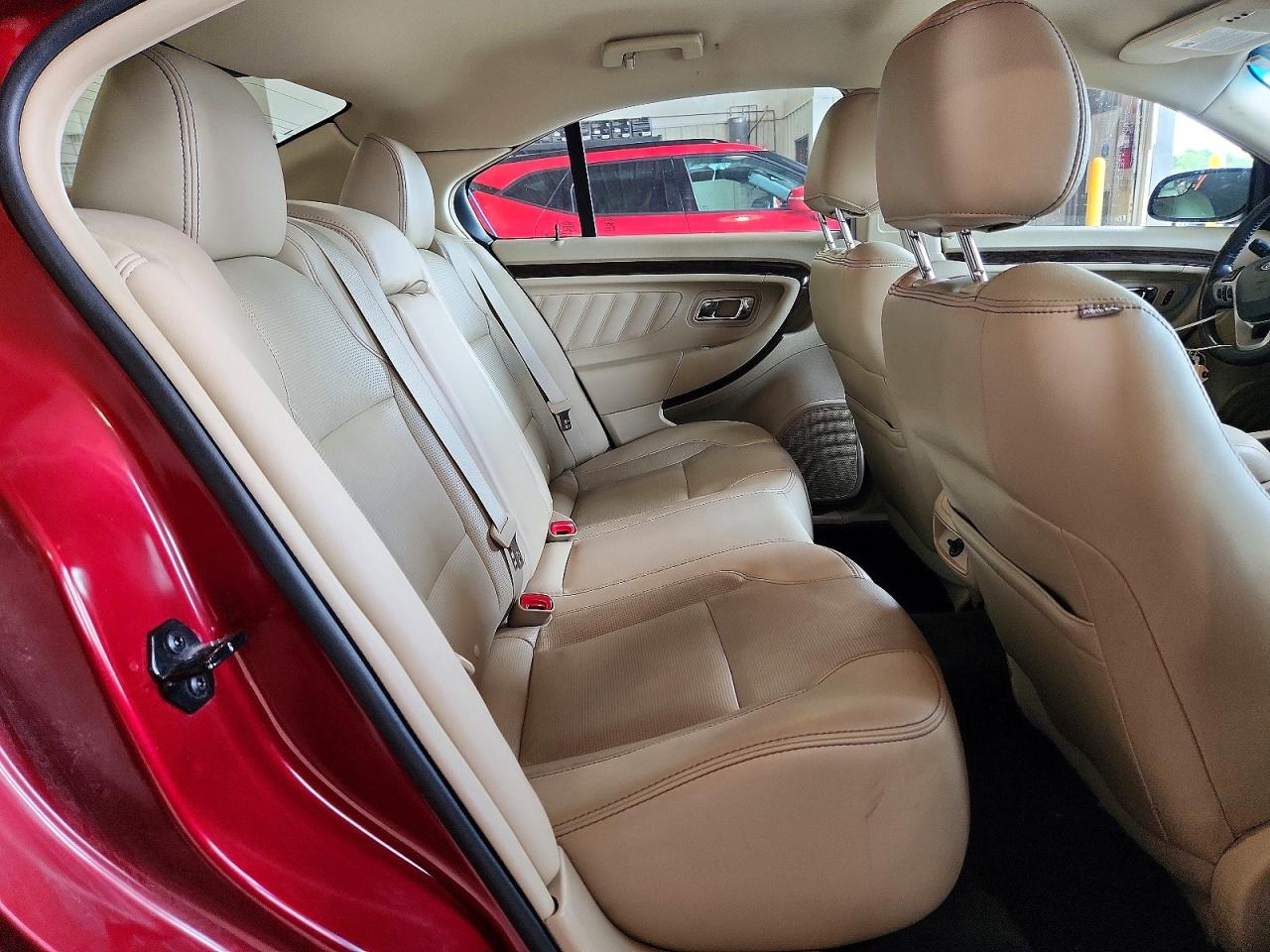 Ford Taurus Limited