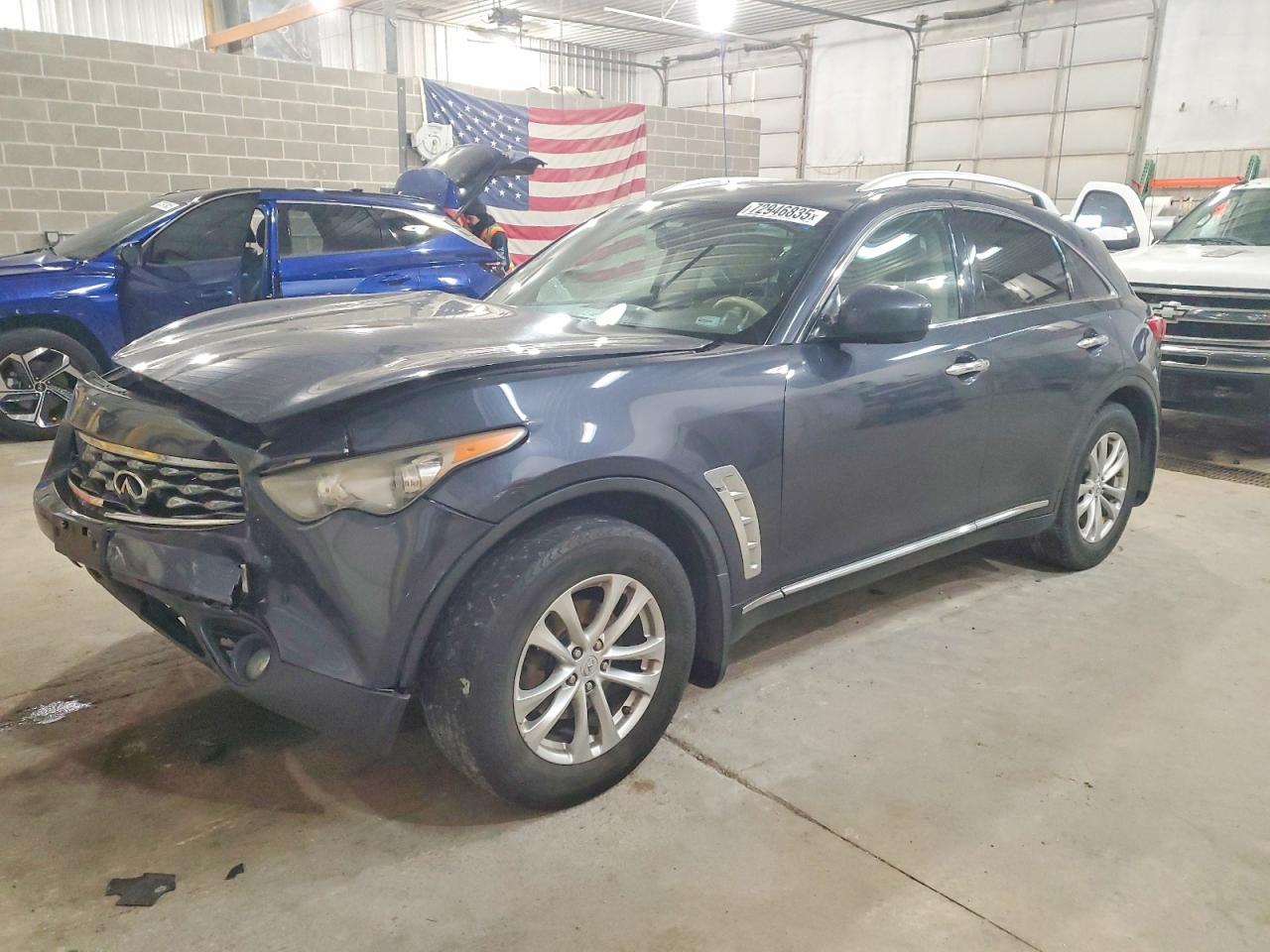 Salvage INFINITI Fx Image