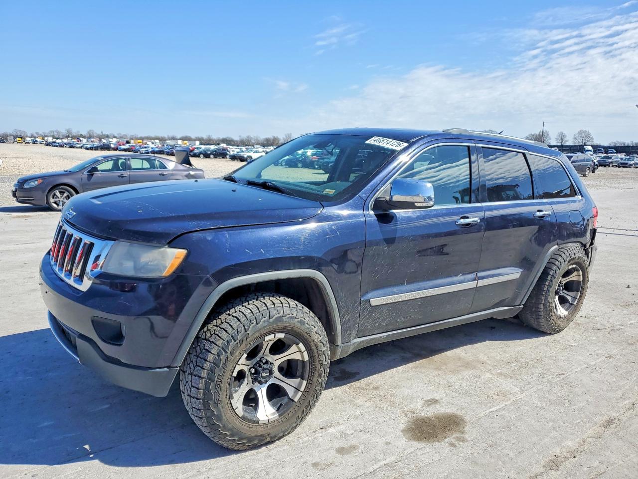 Salvage Jeep Grand Cherokee Image