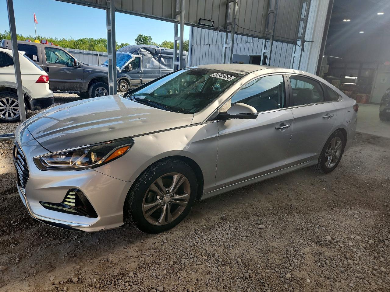 Salvage Hyundai SONATA Image