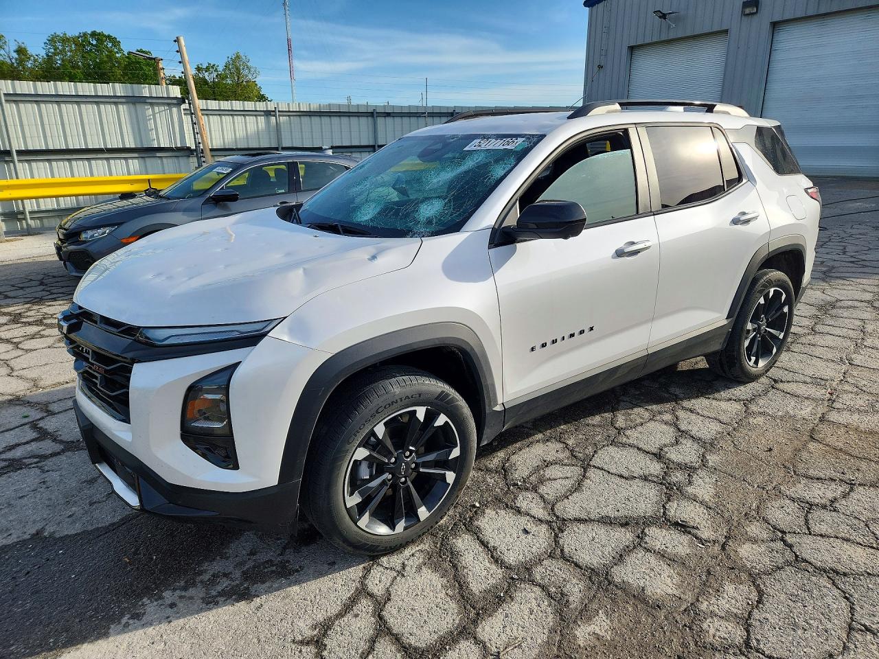 Salvage Chevrolet Equinox Image