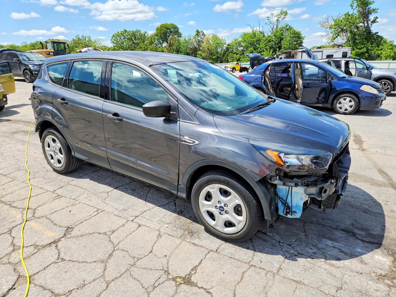 Ford Escape S