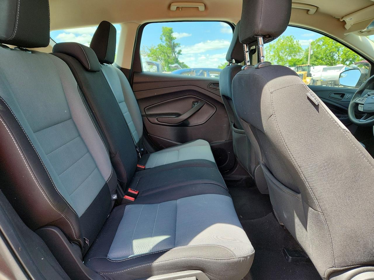 Ford Escape S