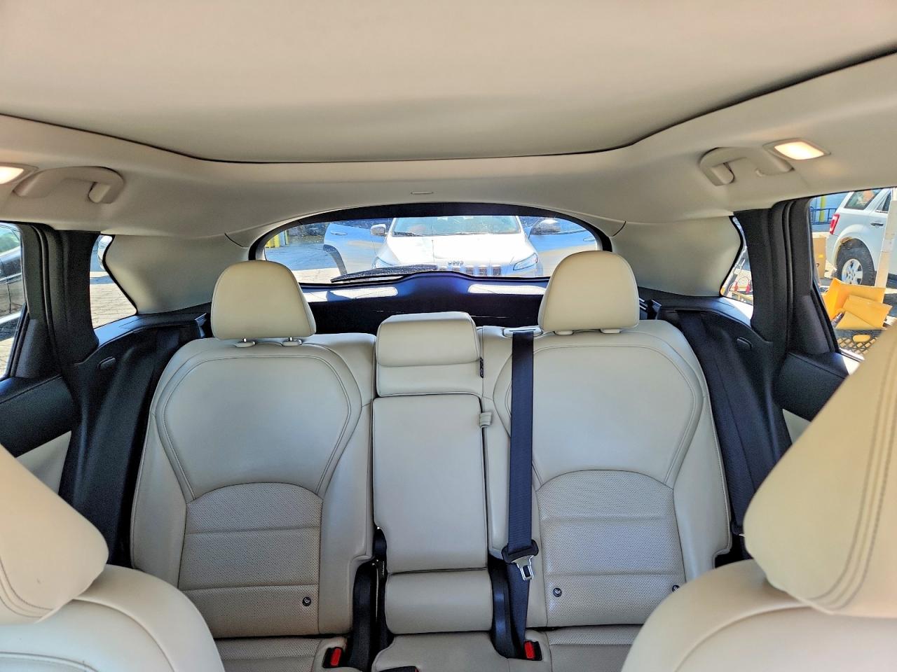 INFINITI Qx Essential