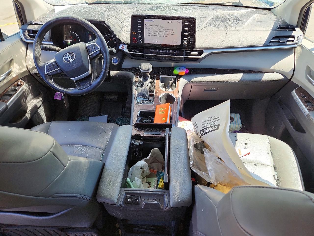 Toyota Sienna Xle
