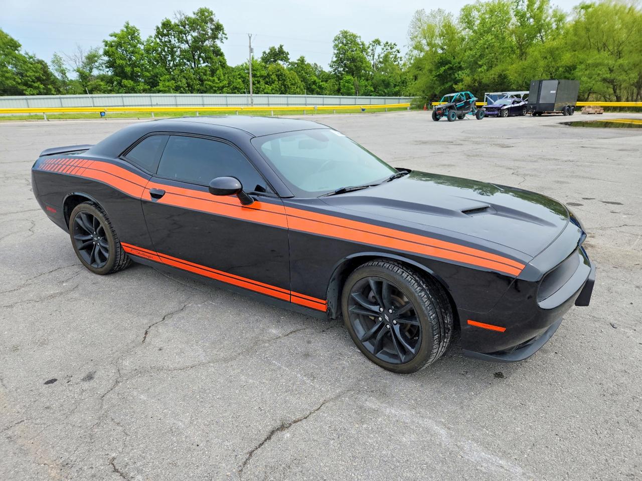 Dodge Challenger Sxt
