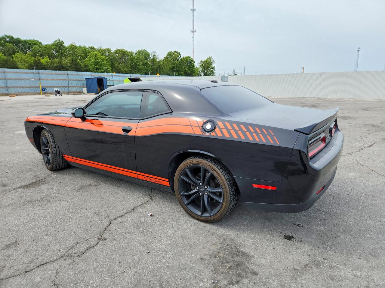 Dodge Challenger Sxt