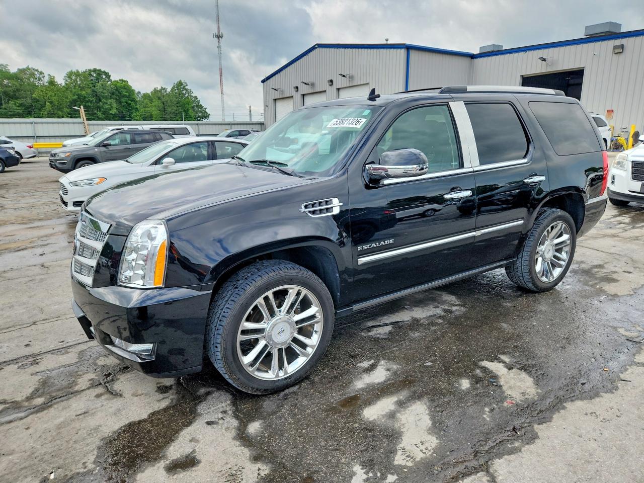 Salvage Cadillac Escalade Image