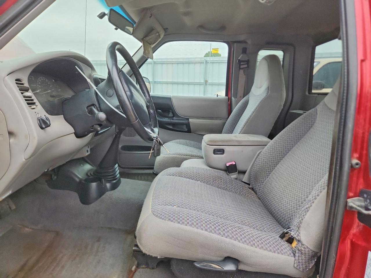 Ford Ranger Super Cab