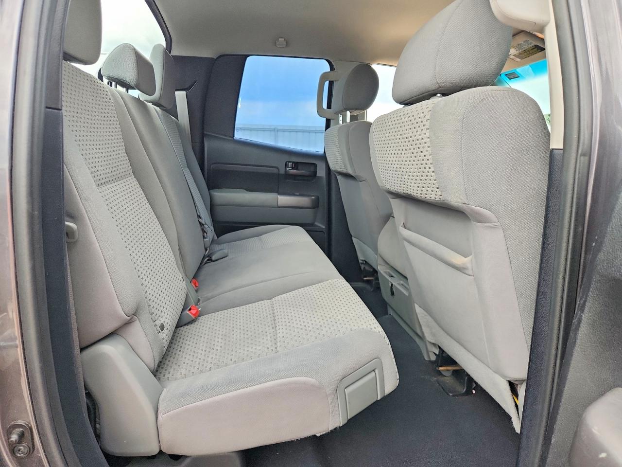 Toyota Tundra Double Cab Sr5
