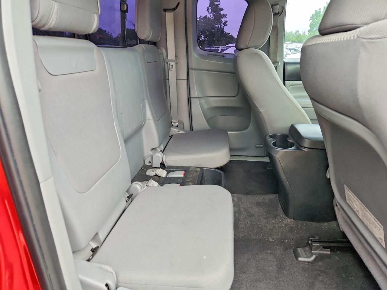 Toyota Tacoma V6