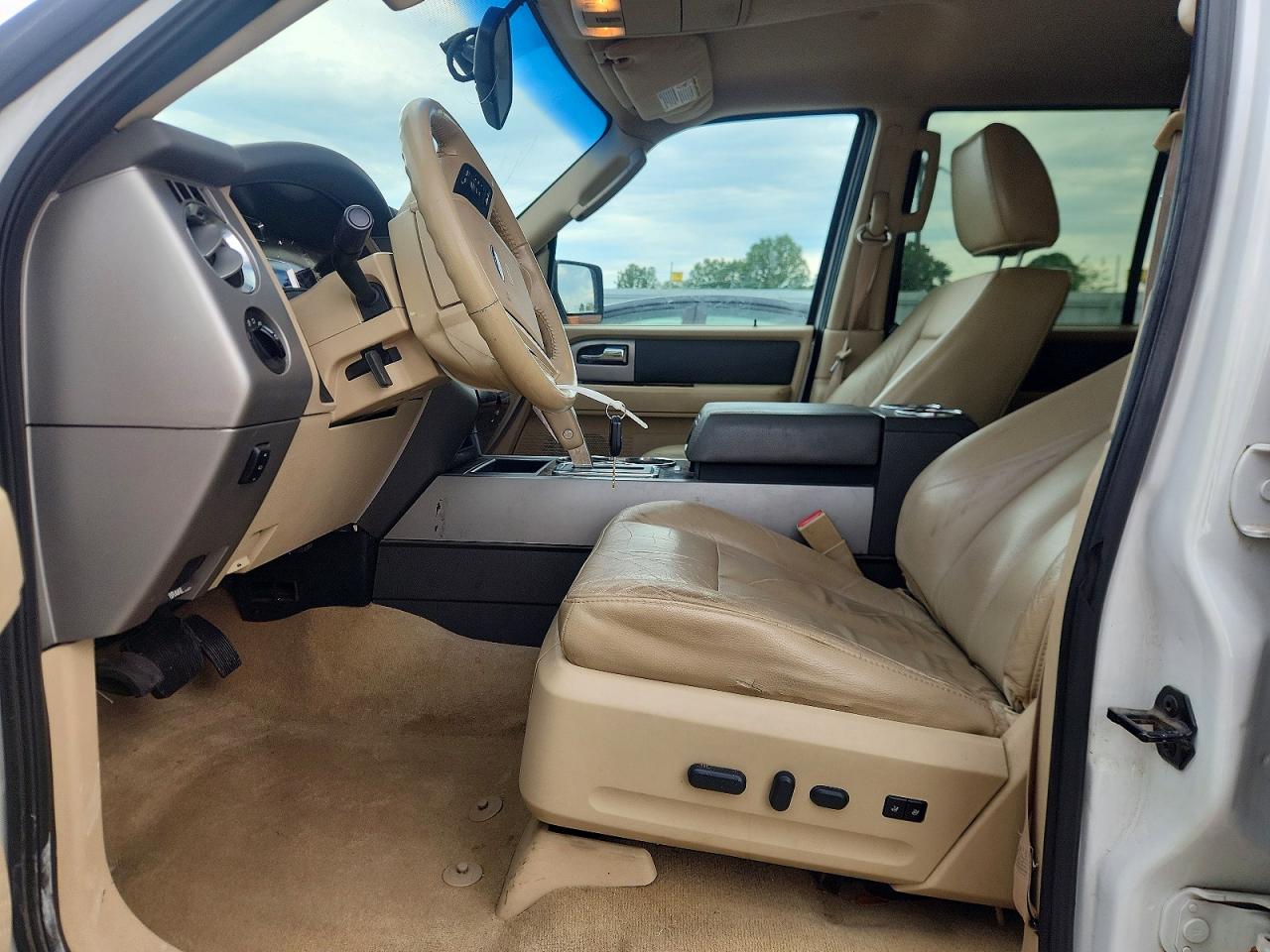 Ford Expedition Xlt