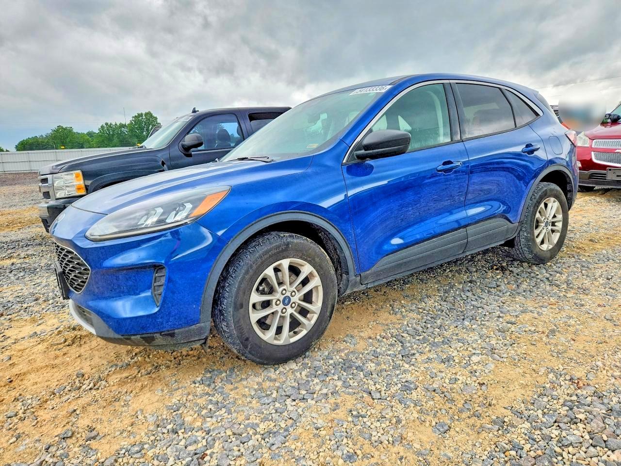 Salvage Ford Escape Image