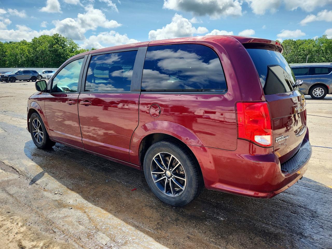 Dodge Caravan Se