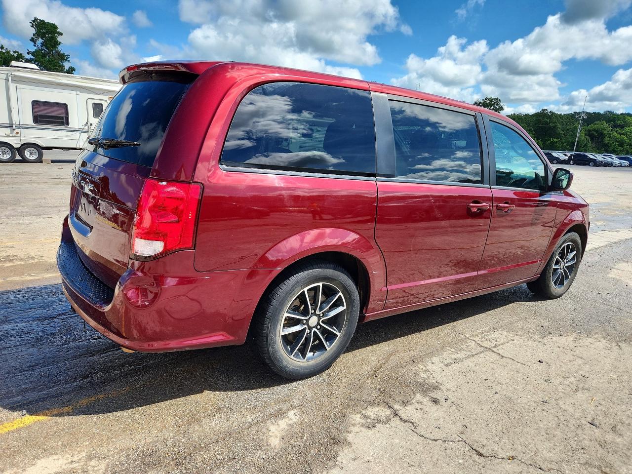 Dodge Caravan Se