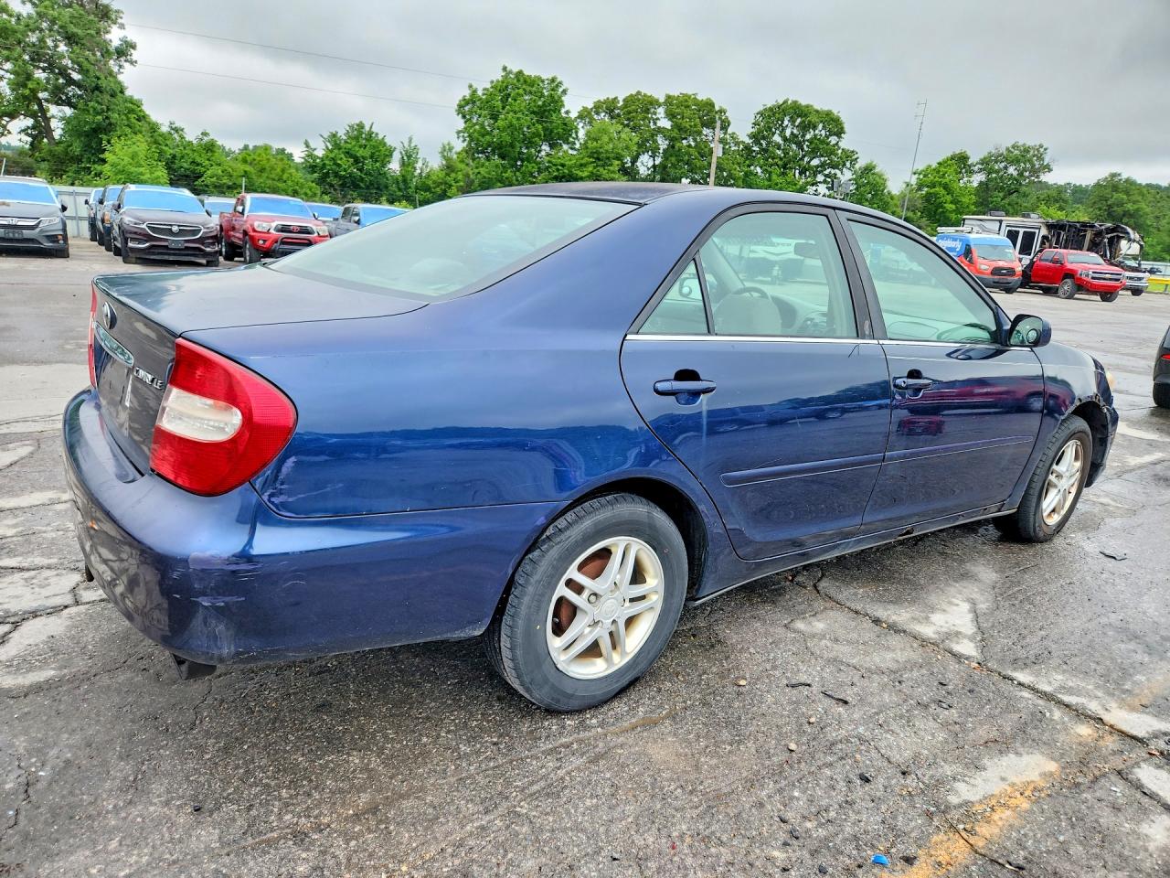 Toyota Camry Le