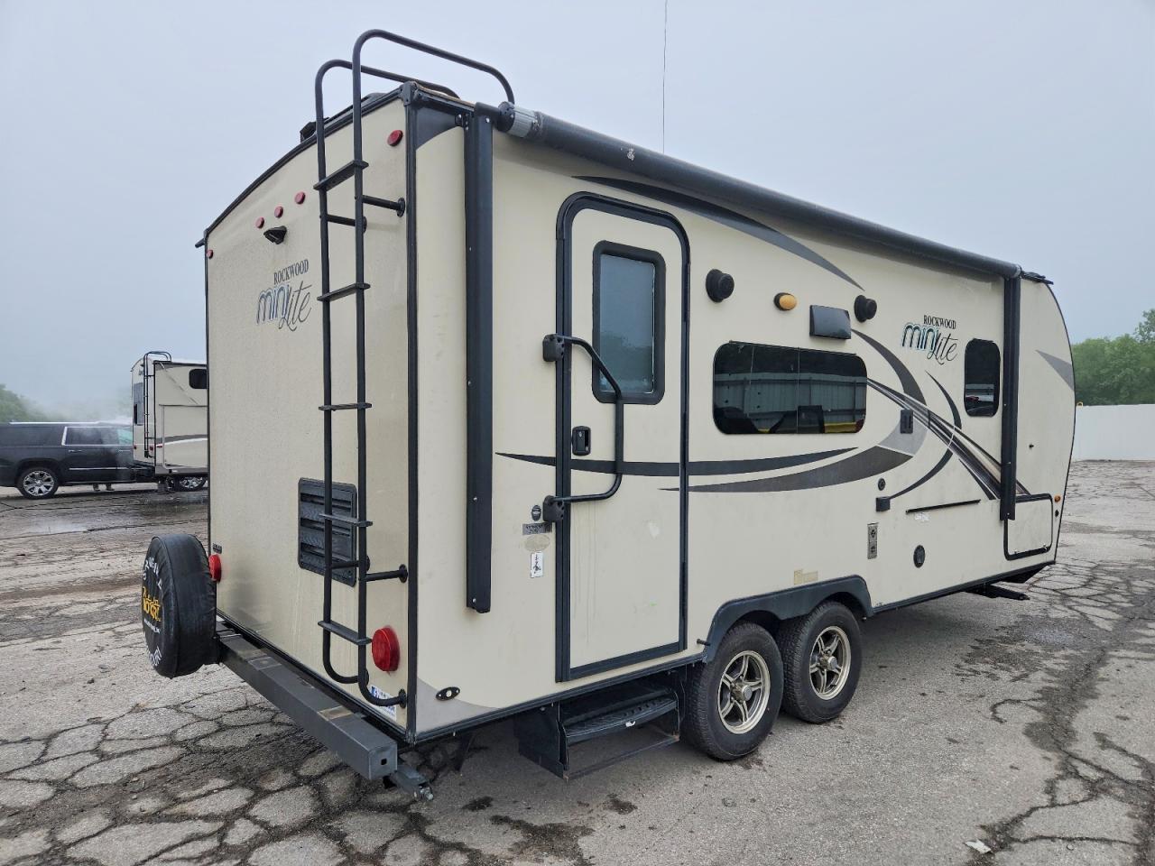 Forest River Mini Lite
