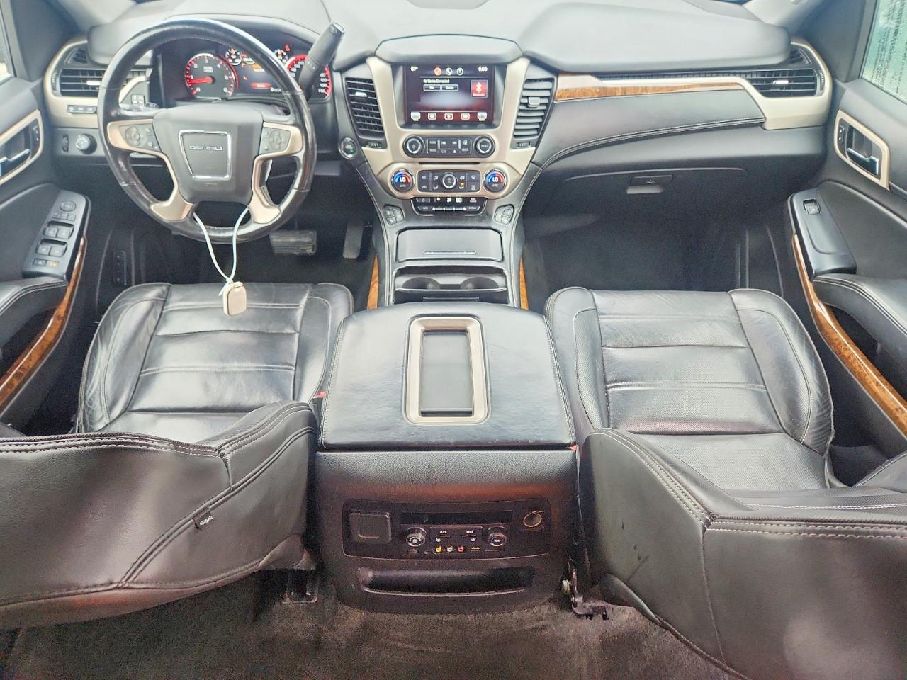 GMC Yukon Denali