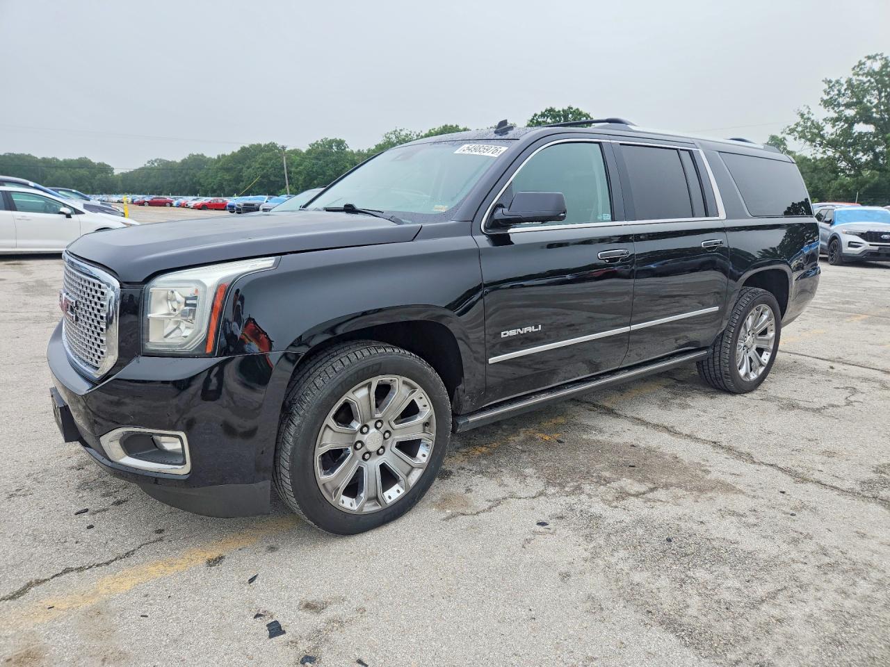 Salvage GMC Yukon Image