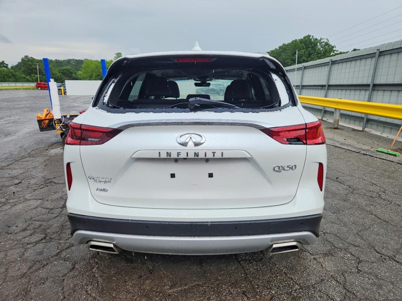 INFINITI Qx Luxe