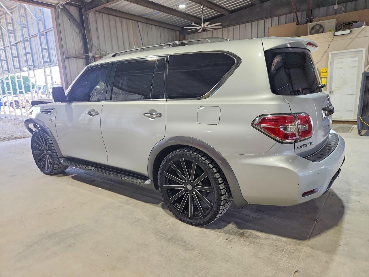 Nissan Armada Sl
