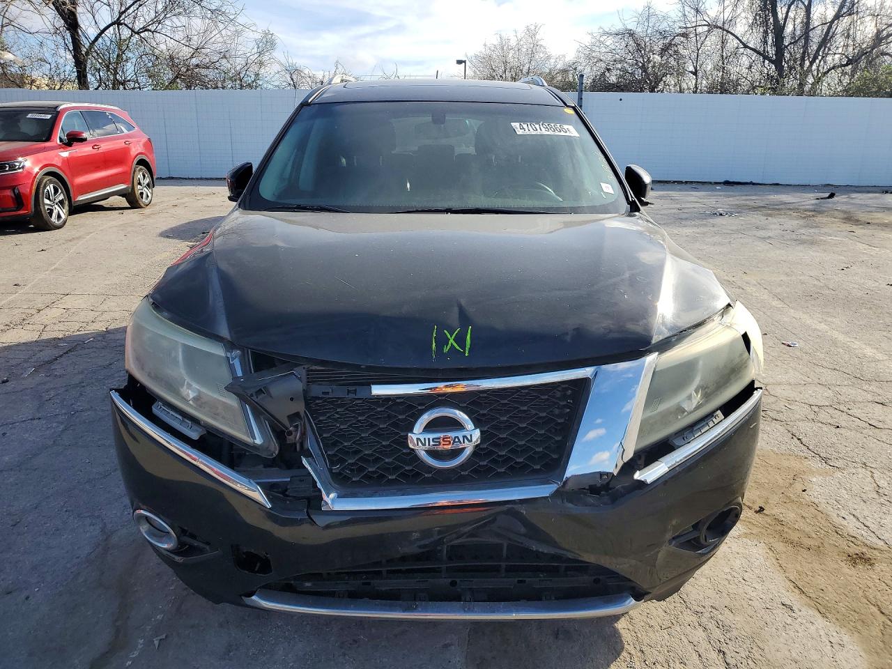 Nissan Pathfinder S