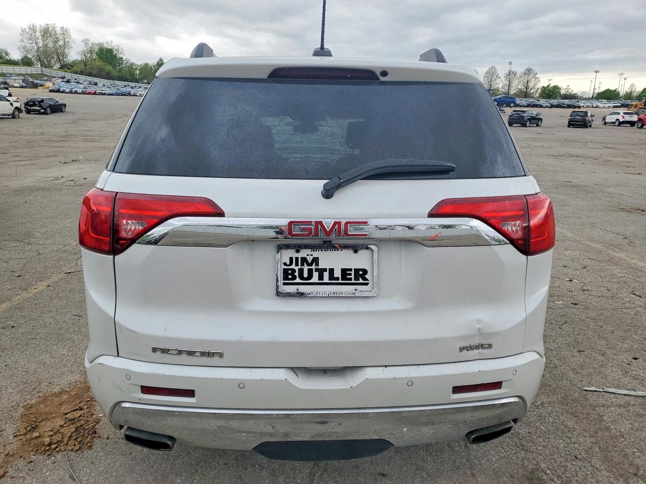 GMC Acadia Denali