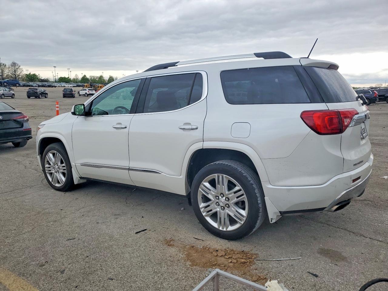 GMC Acadia Denali