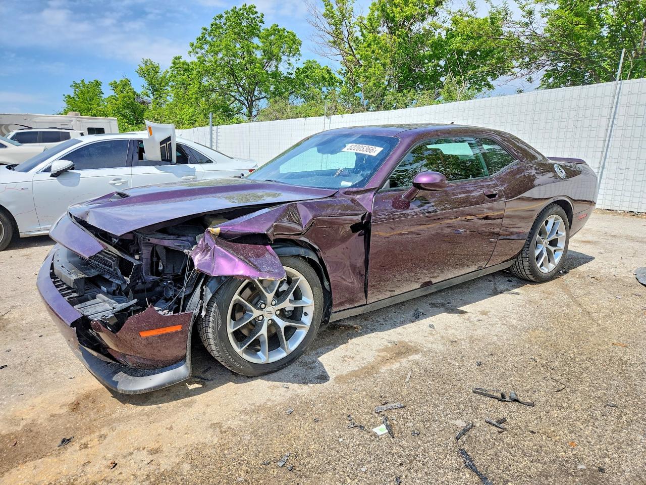 Salvage Dodge Challenger Image