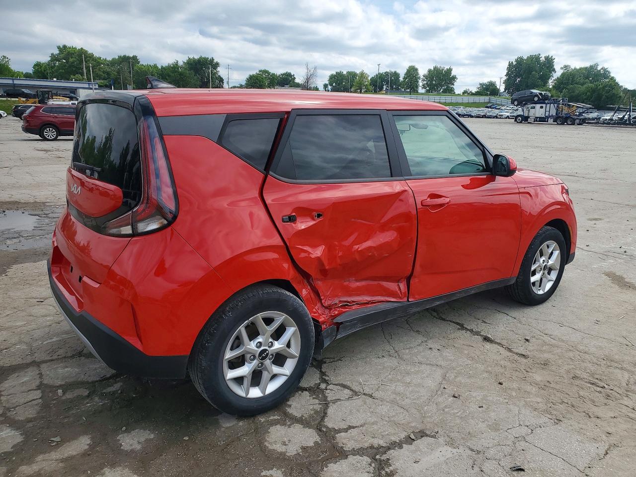 Kia Soul Lx