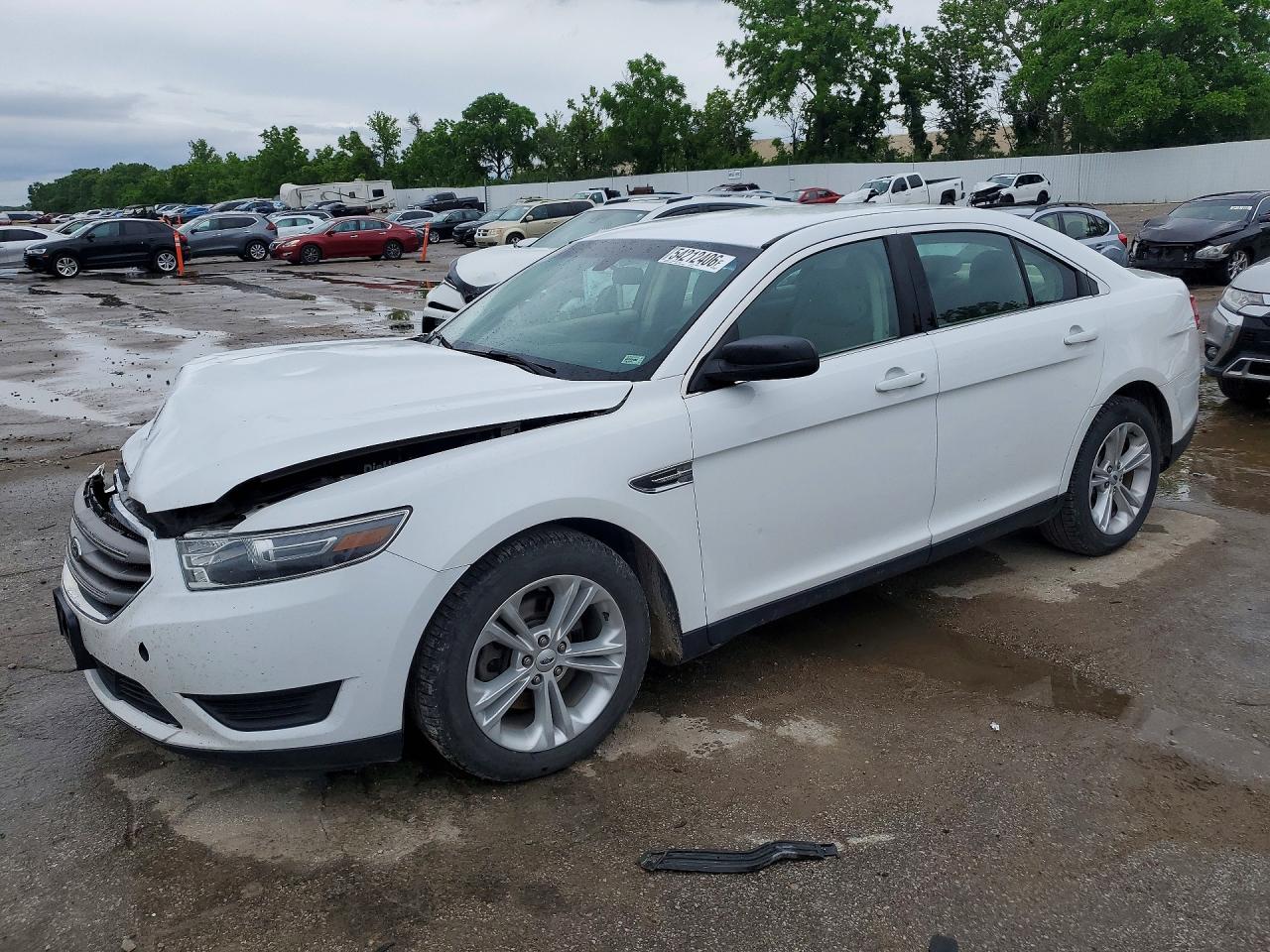 Salvage Ford Taurus Image
