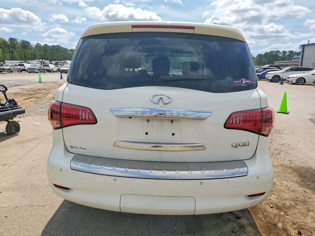 INFINITI Qx Base
