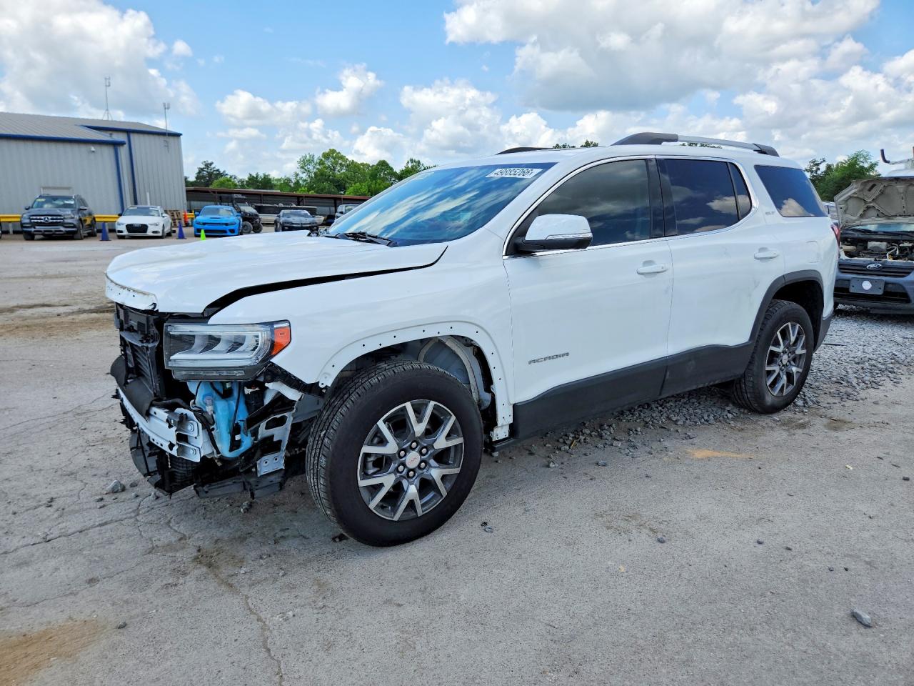 Salvage GMC Acadia Image