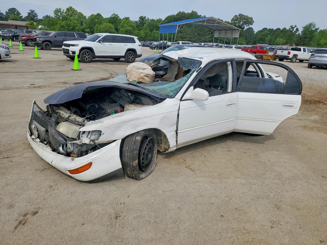 Salvage Toyota Corolla Image