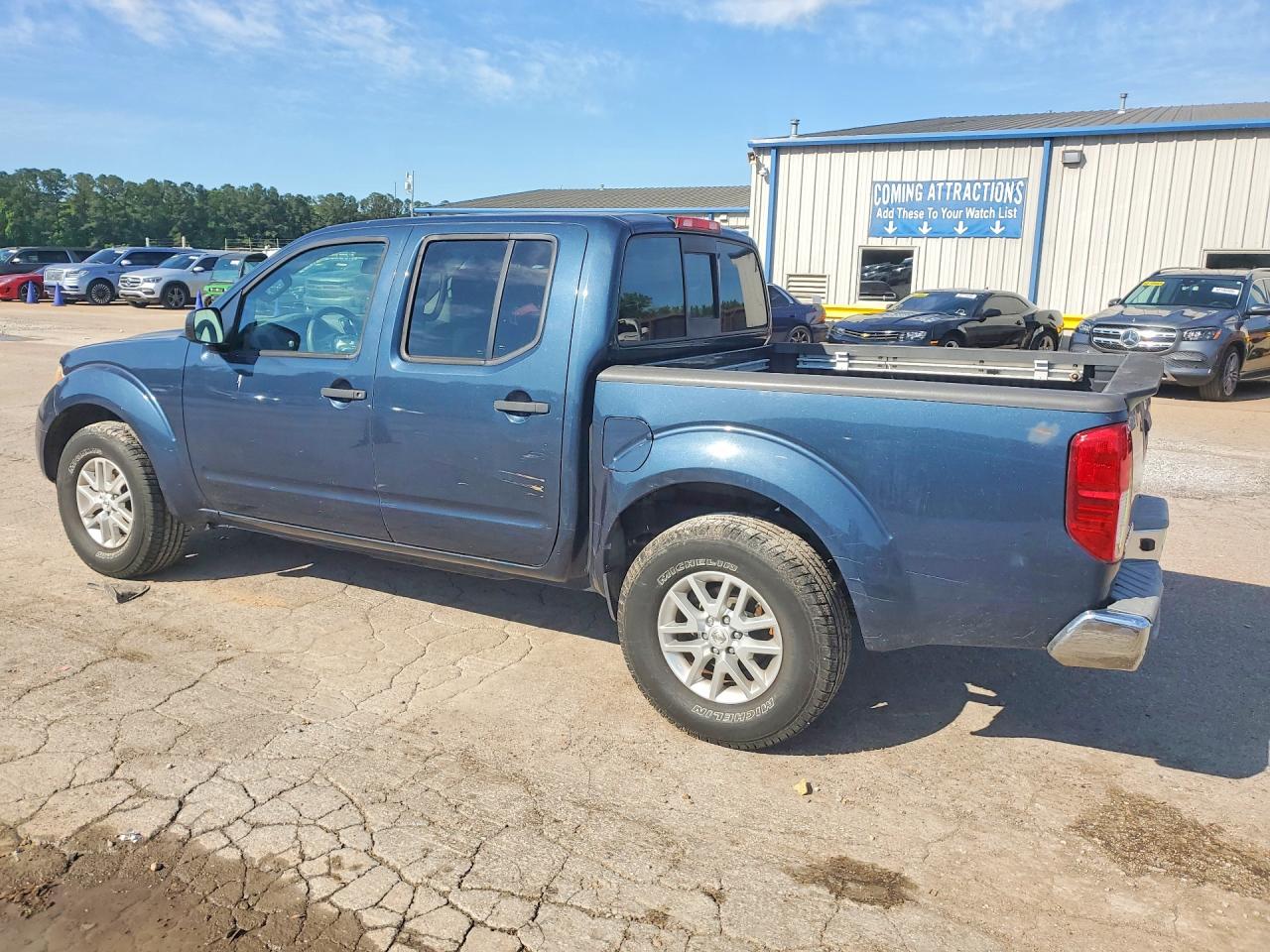 Nissan Frontier S